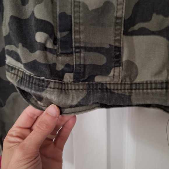 Camo Jacket - Picture 5 of 9